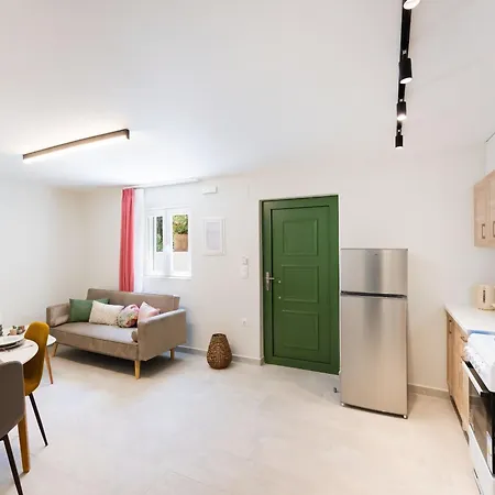 Boukamvillia Apartment, Just 500m From * Nydri (Lefkada)
