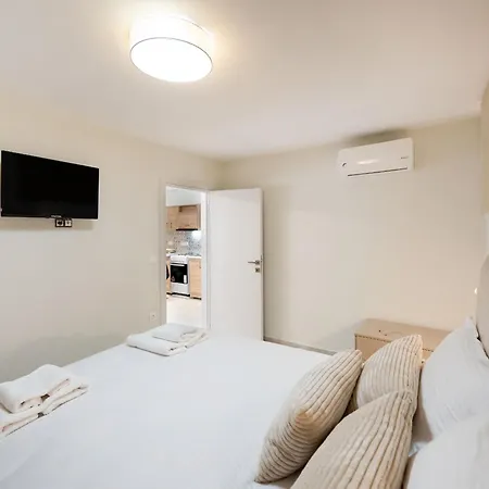 Bookamvillia Lägenhet *