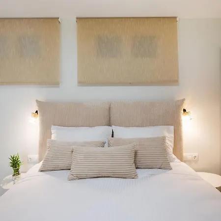 Appartamento Boukamvillia Apartment, Just 500m From