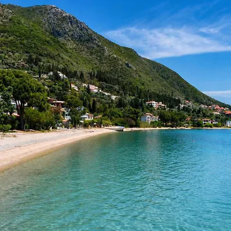 Appartamento Boukamvillia Apartment, Just 500m From *