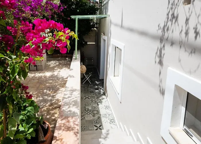 Bookamvillia Lägenhet